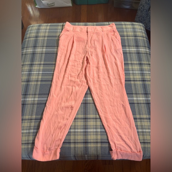 Alice + Olivia Arthur Light Peach Silk Pants 8 - Picture 3 of 9